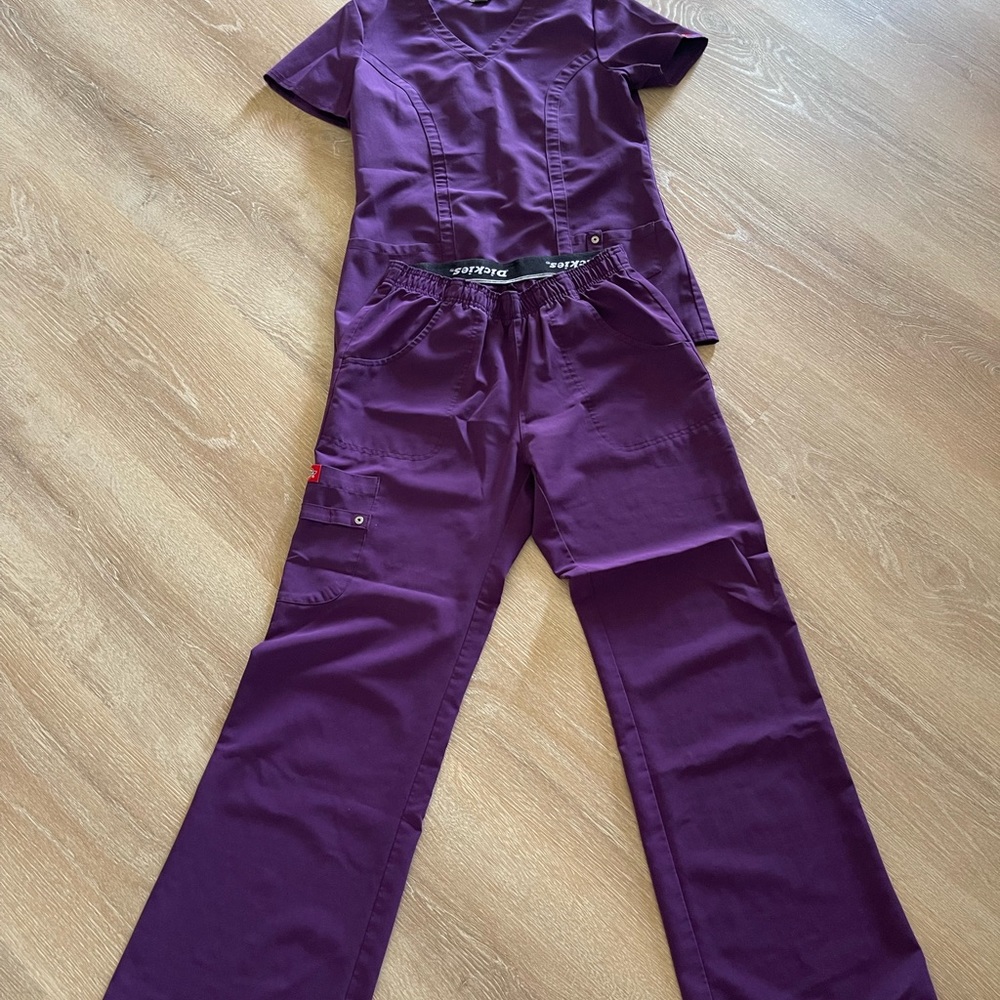 Dickies scrubs